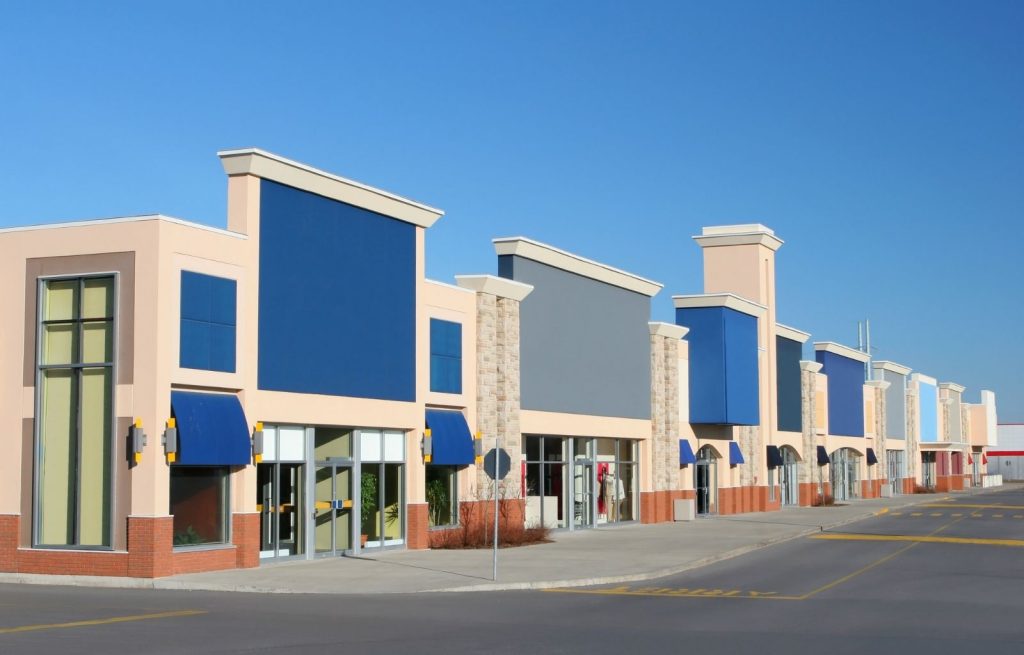 Shopping and mixed-use buildings